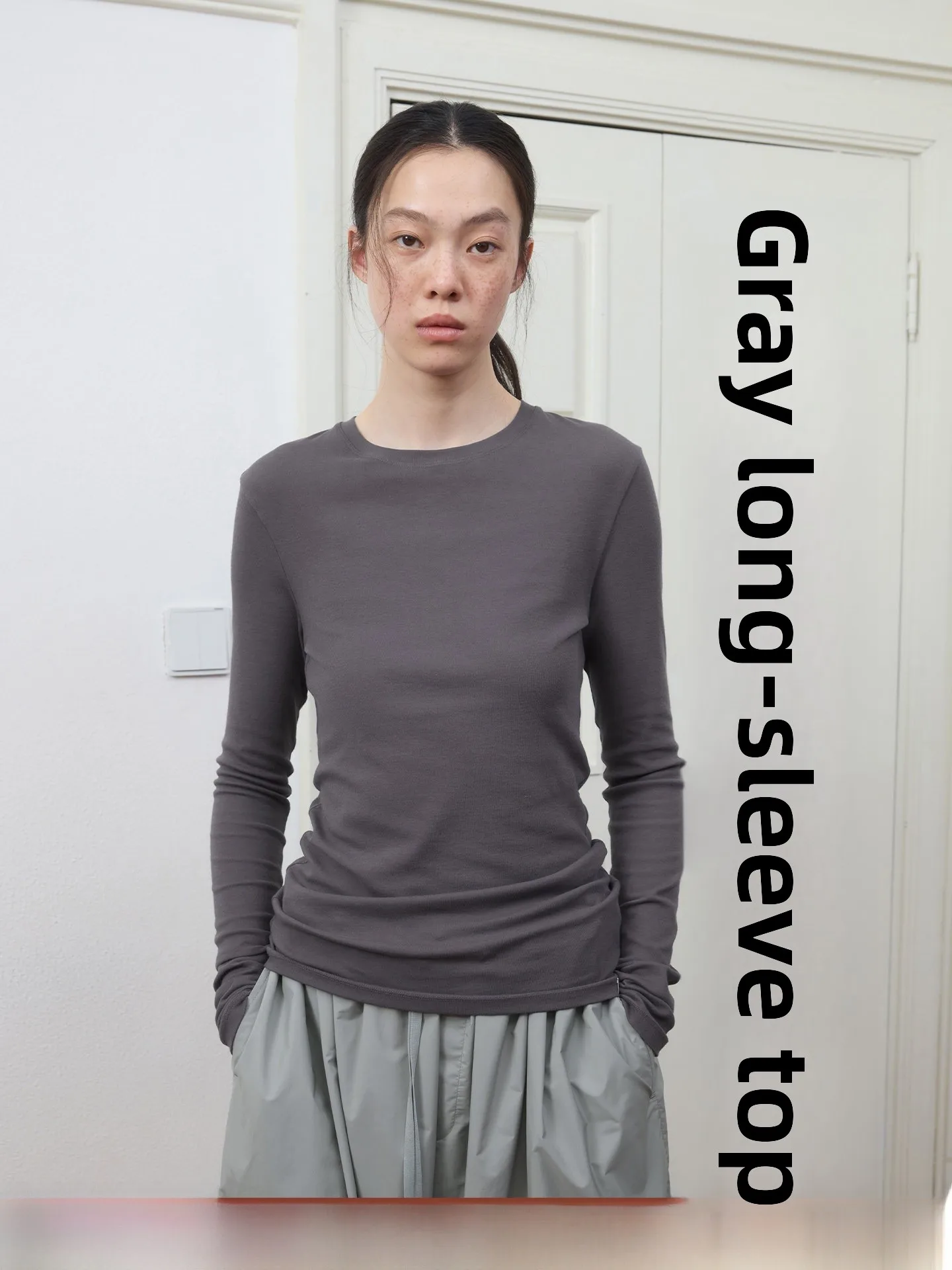 Lightweight Breathable Cotton Blend Long Sleeve round Neck Basic Versatile T-Shirt Summer New Arrival Women's Fashion Top
Lightweight Breathable Cotton Blend Long Sleeve round Neck Basic Versatile T-Shirt Summer New Arrival Women's Fashion Top