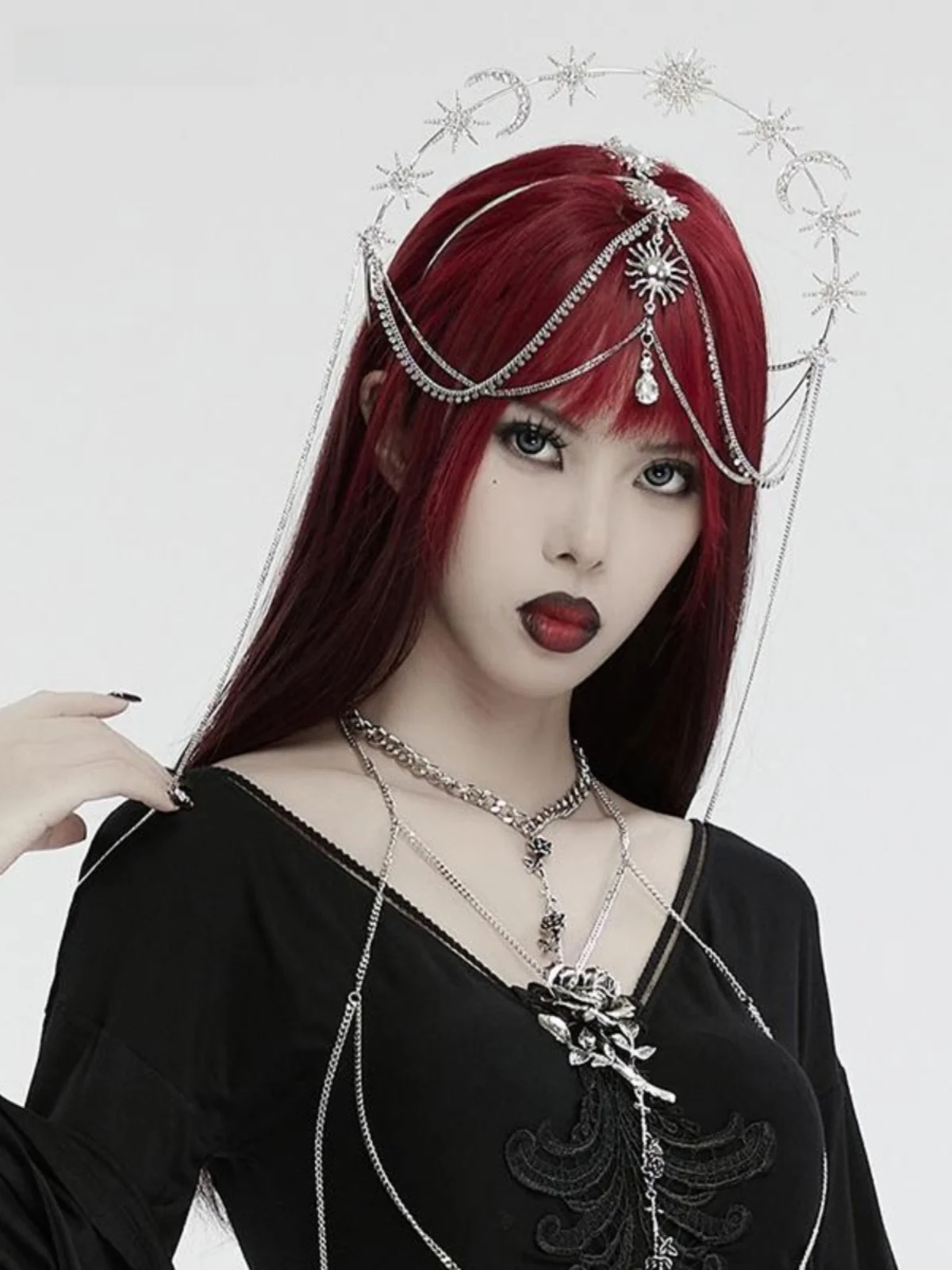 Gothic Star Moon Sun Goddess Hairband Long Tassel Three Layers Star Moon Headwear Retro Hair Accessories Punk Rave Style
Gothic Star Moon Sun Goddess Hairband Long Tassel Three Layers Star Moon Headwear Retro Hair Accessories Punk Rave Style