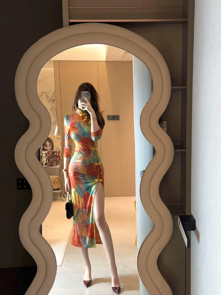 Elegant New Chinese Style Long Qipao Dress Sexy Slit Women's Summer plus Size Dress High Waist A-Line Skirt Commute Style
Elegant New Chinese Style Long Qipao Dress Sexy Slit Women's Summer plus Size Dress High Waist A-Line Skirt Commute Style
