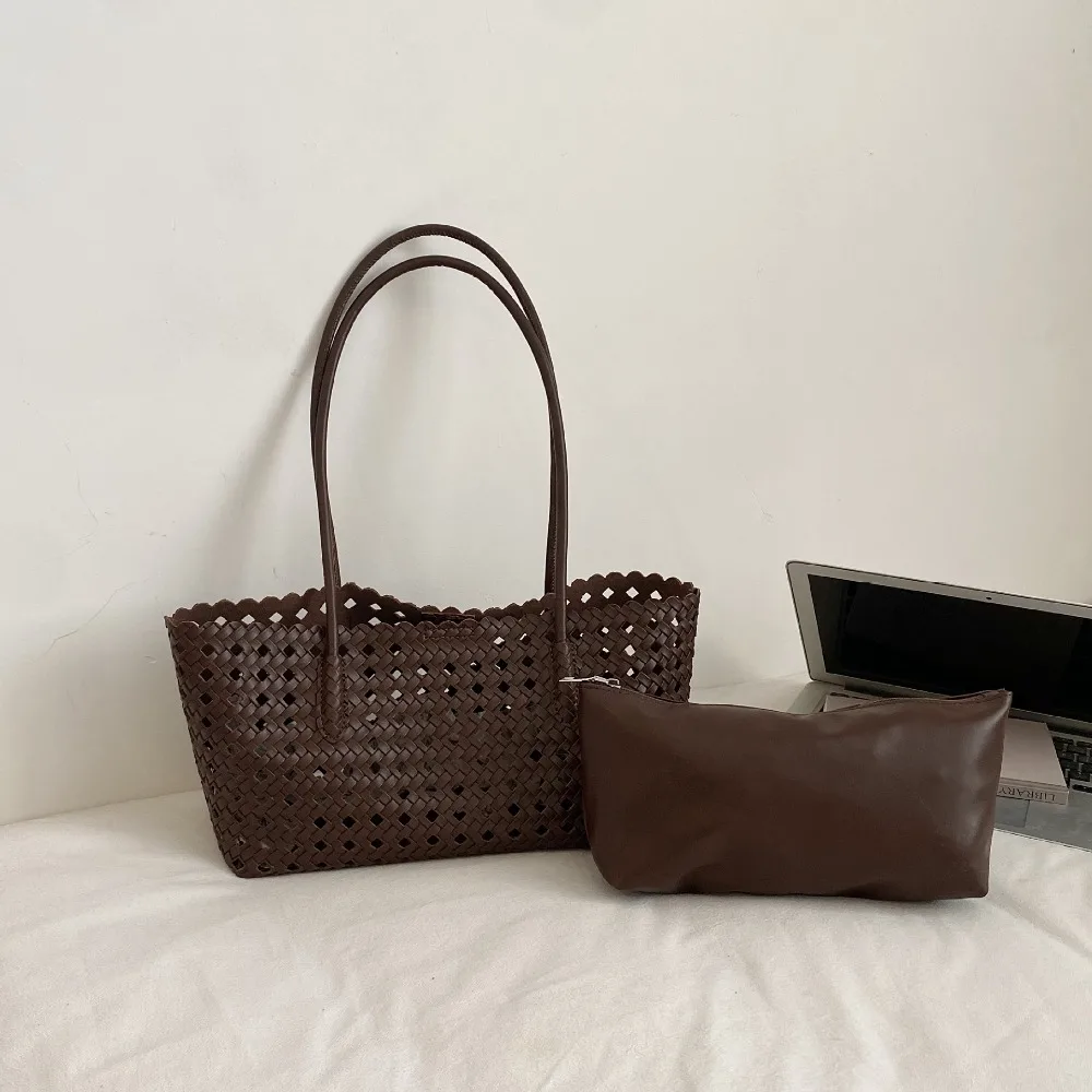 Casual Large Capacity Leather Woven Tote Bag Fashion Foldable Woven Handbag Simple Handbag Vegetable Basket Bag Shopping Bag
Casual Large Capacity Leather Woven Tote Bag Fashion Foldable Woven Handbag Simple Handbag Vegetable Basket Bag Shopping Bag