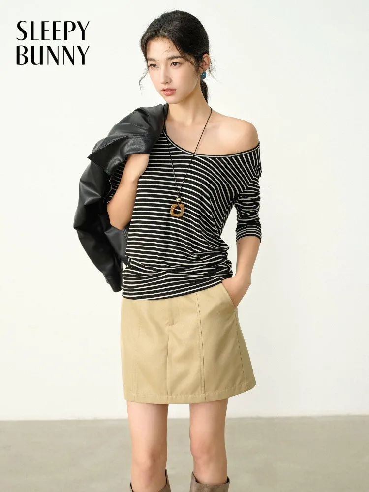 Women Striped Slim Fit T Shirt Stretchy Round Neck Top Chic Casual Lady Spring Layering Tee for Daily Wear and Easy Styling Look
Women Striped Slim Fit T Shirt Stretchy Round Neck Top Chic Casual Lady Spring Layering Tee for Daily Wear and Easy Styling Look