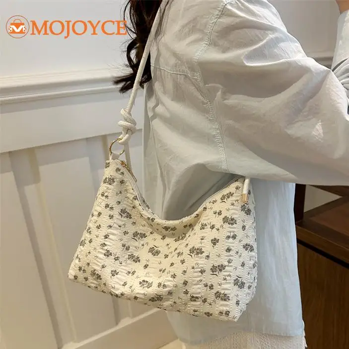Rural Style Women's Shoulder Bag Floral Pattern Crossbody Bag Aesthetic Underarm Bag Large Capacity Ladies Commuting Bag Handbag
Rural Style Women's Shoulder Bag Floral Pattern Crossbody Bag Aesthetic Underarm Bag Large Capacity Ladies Commuting Bag Handbag