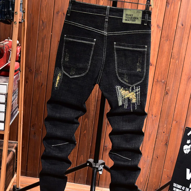 Осень 2021, мужские джинсы в стиле ретро, уличная ностальгическая мужская одежда, облегающие брюки на маленькой ноге, модные брендовые универсальные эластичные повседневные брюки
Осень 2021, мужские джинсы в стиле ретро, уличная ностальгическая мужская одежда, облегающие брюки на маленькой ноге, модные брендовые универсальные эластичные повседневные брюки