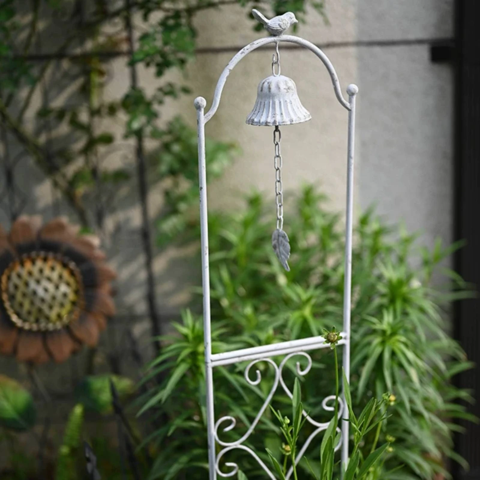 Bird Top Plant Support Weather-Resistant Bell Hanging Plant Support Sturdy Reusable
Bird Top Plant Support Weather-Resistant Bell Hanging Plant Support Sturdy Reusable