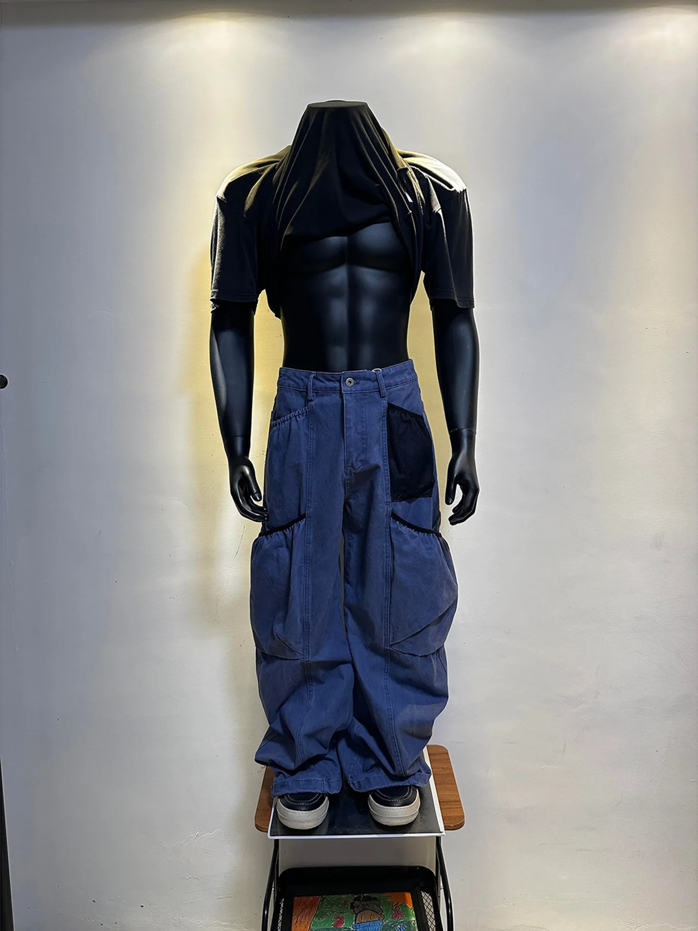 Blue Cross Multi-Pocket Workwear Pants Hip Hop Style Asymmetrical Cut Gardeners Trousers for Men Casual Loose Fit Jeans
Blue Cross Multi-Pocket Workwear Pants Hip Hop Style Asymmetrical Cut Gardeners Trousers for Men Casual Loose Fit Jeans