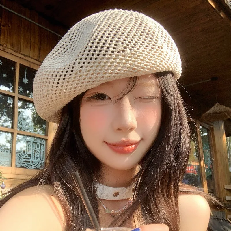 Japanese Simple Solid Color Hollow Knitted Berets Cap Women Summer Thin Breathable Big Head Versatile Literary Dome Painter Hat
Japanese Simple Solid Color Hollow Knitted Berets Cap Women Summer Thin Breathable Big Head Versatile Literary Dome Painter Hat