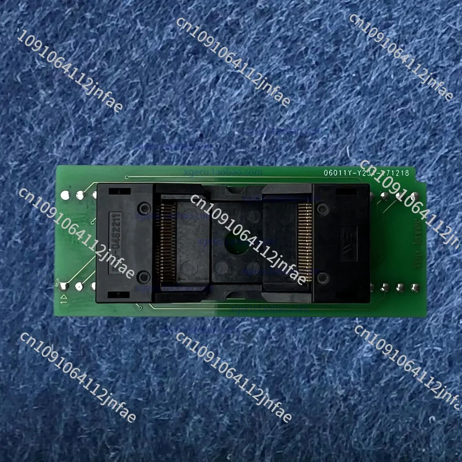 DIL48/TSOP48 ZIF 48 pin, universal adapter SA247 with WELLS-CTI socket
DIL48/TSOP48 ZIF 48 pin, universal adapter SA247 with WELLS-CTI socket