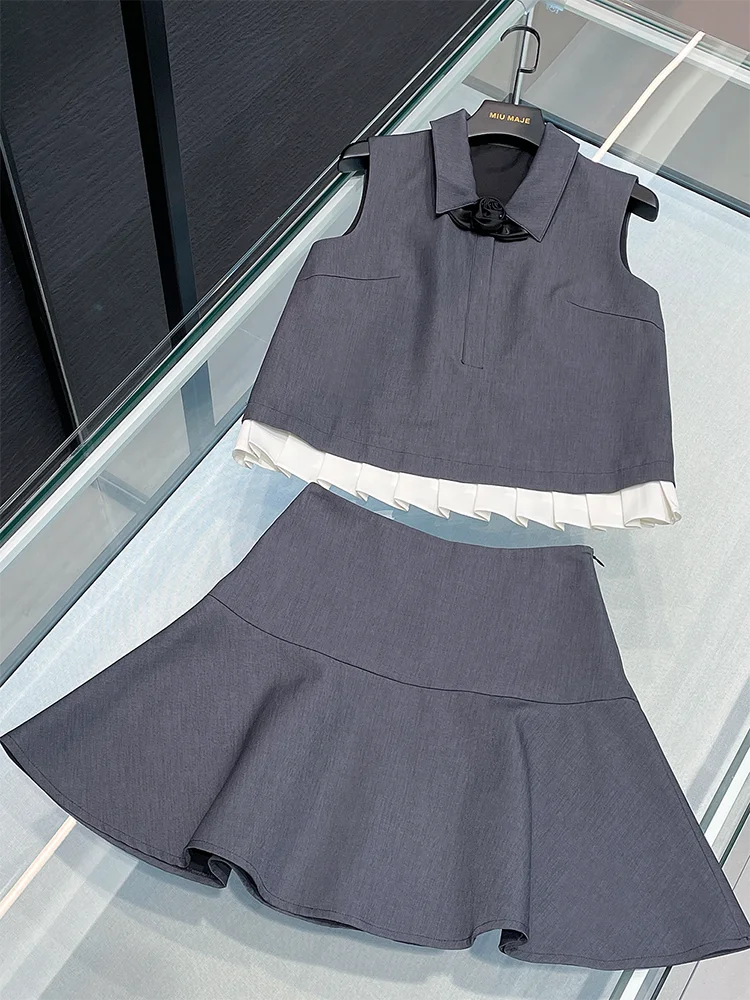 High-End Women's Summer 2024 College Sle Vest Top+ort Skirt Set Faionable Woolen Two-Piece Suit for Ages 25-35
High-End Women's Summer 2024 College Sle Vest Top+ort Skirt Set Faionable Woolen Two-Piece Suit for Ages 25-35