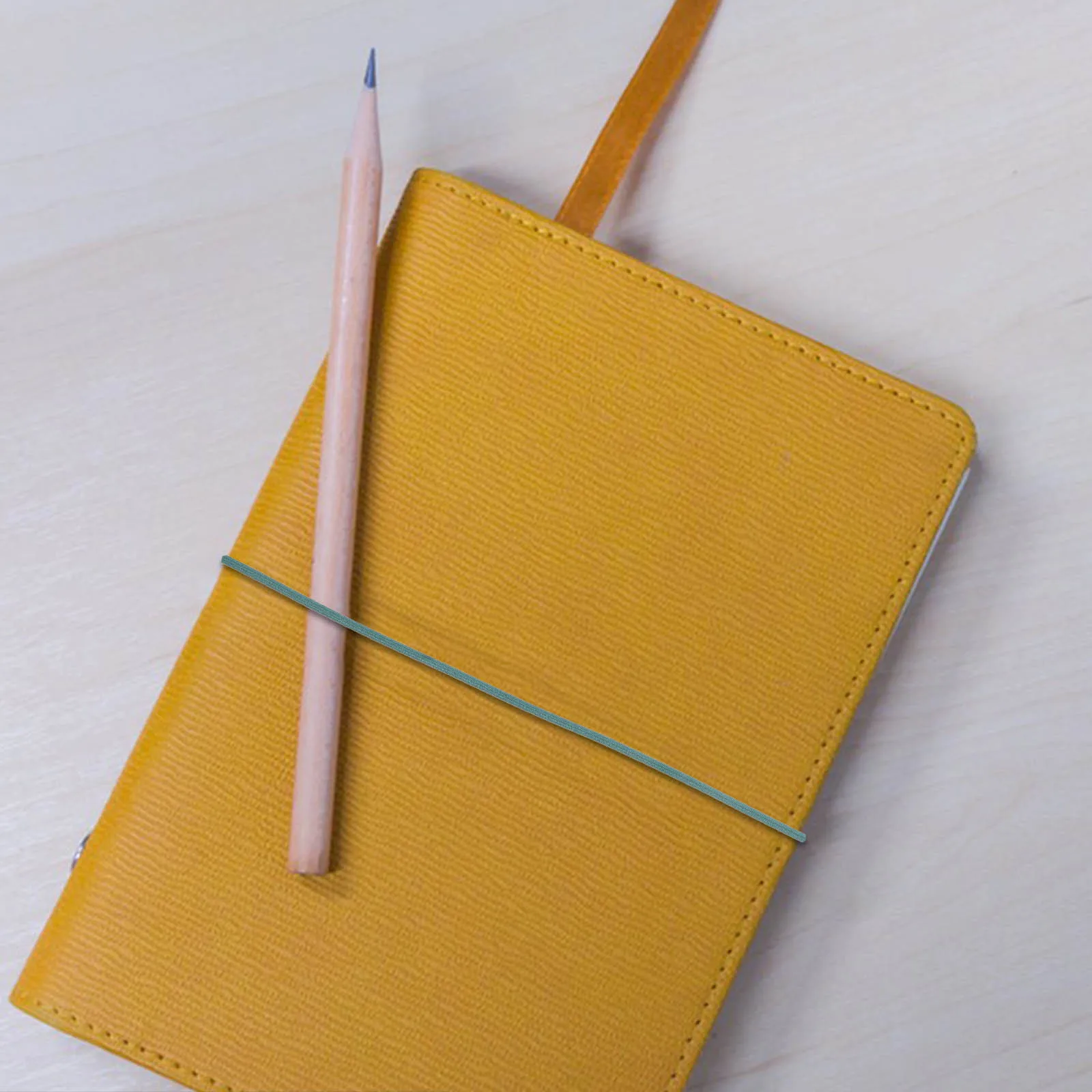 10Pcs Nylon Elastic Bands Elastic Book Strap for Notebook Journal Binding Accessories Book Strap Carrier
10Pcs Nylon Elastic Bands Elastic Book Strap for Notebook Journal Binding Accessories Book Strap Carrier