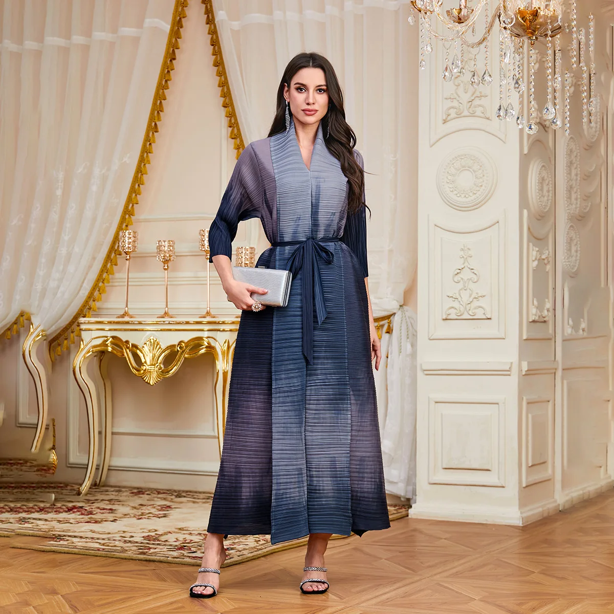 Miyake Folds 2025 New Middle East Arab Saudi Arabia Waisted Printed Pleated Trench Coat Female Temperament Elegant Loose Robe
Miyake Folds 2025 New Middle East Arab Saudi Arabia Waisted Printed Pleated Trench Coat Female Temperament Elegant Loose Robe