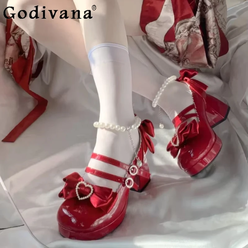 Autumn New Fashion Girl Sweet Cute Bow Love Pearl Lolita Red High Heels Women Mary Jane Shoes Ladies Wedding Shoes Bridal Shoes
Autumn New Fashion Girl Sweet Cute Bow Love Pearl Lolita Red High Heels Women Mary Jane Shoes Ladies Wedding Shoes Bridal Shoes