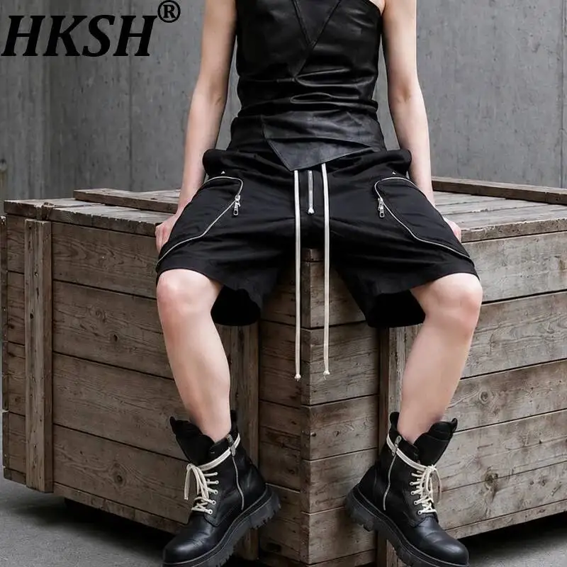 HKSH Spring Summer New Men Tide Chic Ins RO Style Shorts Safari Style Pocket Zipper Design Capris Punk Half-Length Pants HK24619
HKSH Spring Summer New Men Tide Chic Ins RO Style Shorts Safari Style Pocket Zipper Design Capris Punk Half-Length Pants HK24619