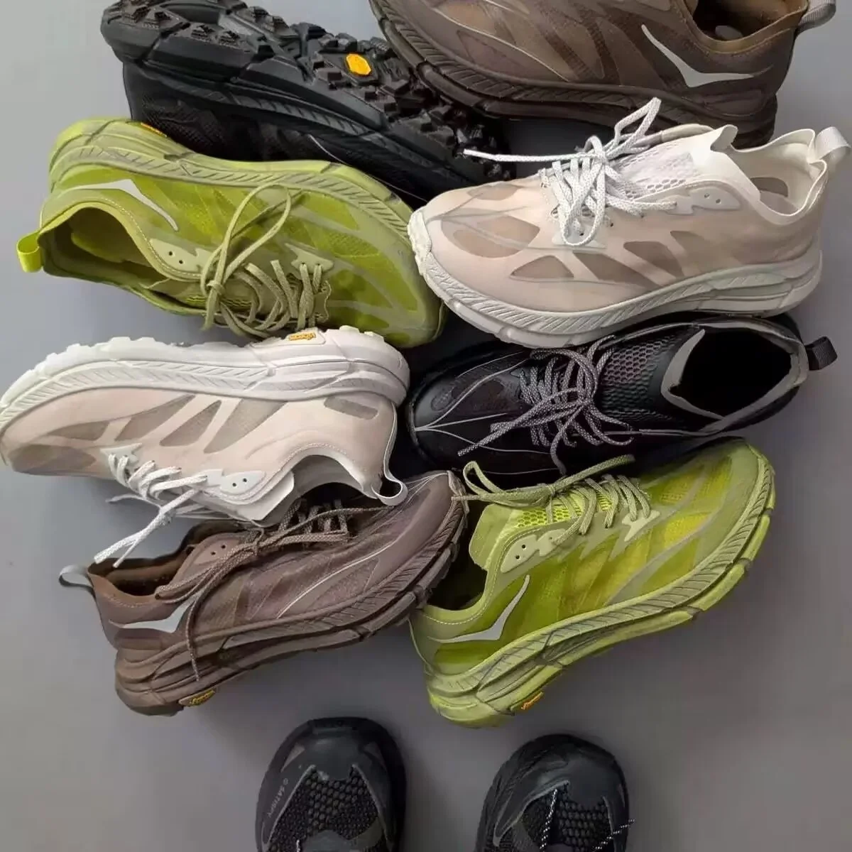 Unisex Trail Running Shoes Comfortable and Durable Sports Footwear Outdoor Training Shoes Walking Sports Shoes
Unisex Trail Running Shoes Comfortable and Durable Sports Footwear Outdoor Training Shoes Walking Sports Shoes