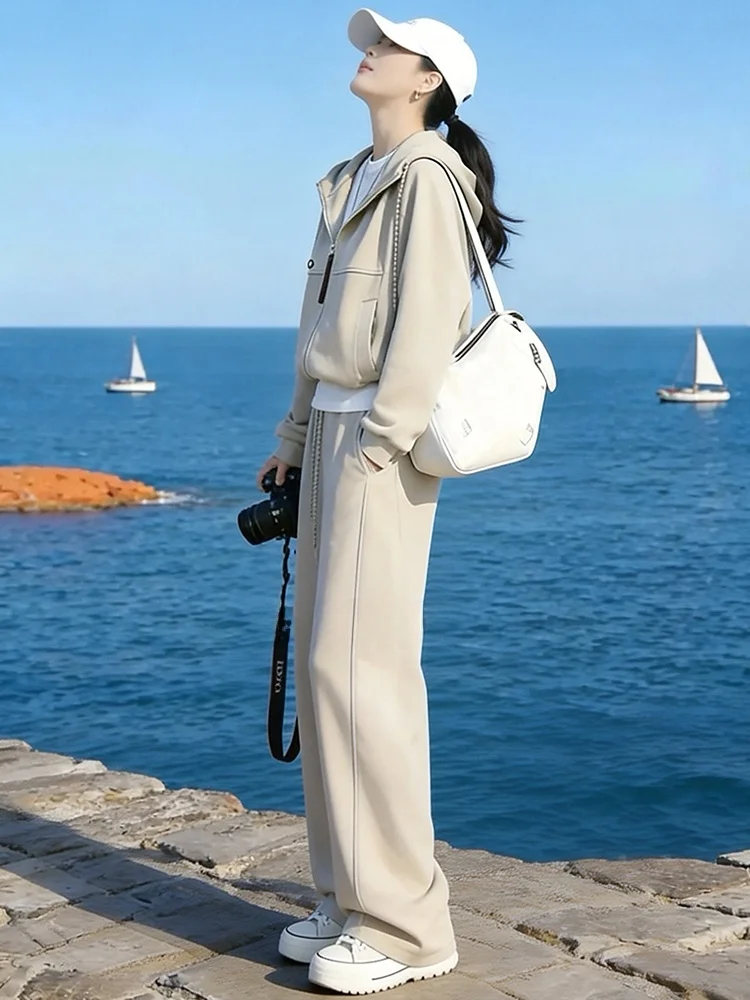 Spring 2026 Women's Casual Sportswear Set Short Coat Top High Waist Wide Leg Pants Two Piece Set Fashionable Anti-Aging
Spring 2026 Women's Casual Sportswear Set Short Coat Top High Waist Wide Leg Pants Two Piece Set Fashionable Anti-Aging