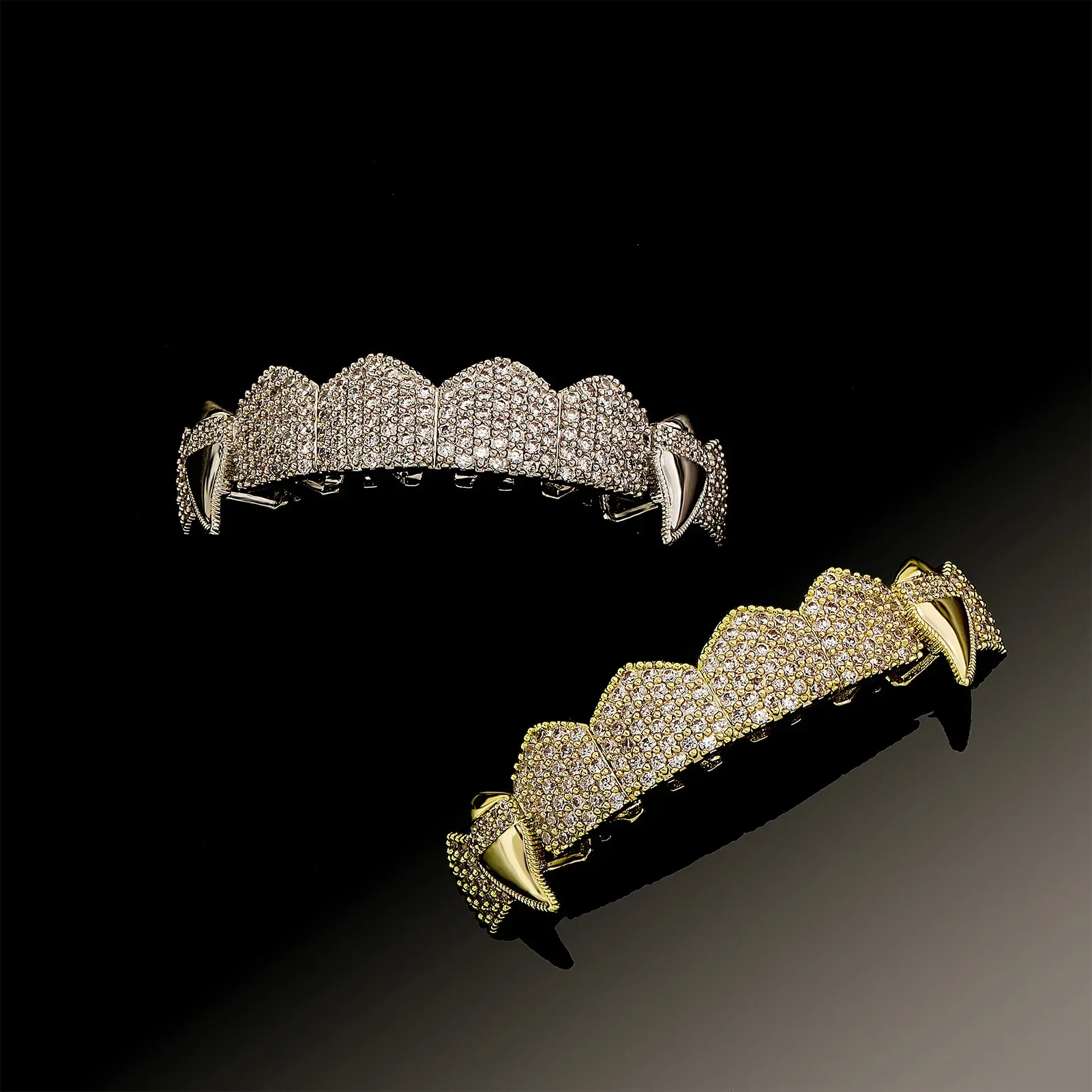 Gold Plated Iced Out Micro Pave Teeth Grillz For Men AAA Cubic Zirconia Grills Set Man Women Dental Jewelry Gifts
Gold Plated Iced Out Micro Pave Teeth Grillz For Men AAA Cubic Zirconia Grills Set Man Women Dental Jewelry Gifts