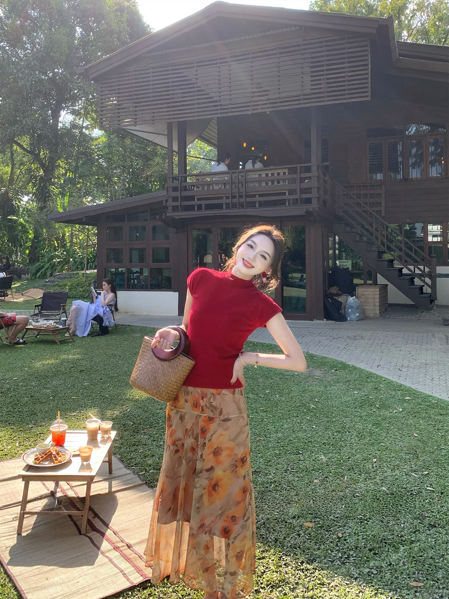 Tina Fairy Bright Set Group Women's Fashion Winter Outfit Short Sleeve Plant Floral Print Two-Piece Set Elegant Lady's Ensemble
Tina Fairy Bright Set Group Women's Fashion Winter Outfit Short Sleeve Plant Floral Print Two-Piece Set Elegant Lady's Ensemble
