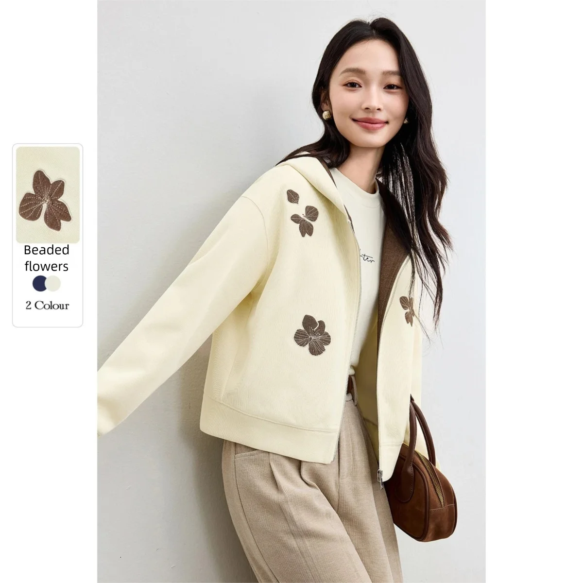 SENTUBILA Women's Hooded Knit Jacket Autumn 2025 New Beaded Floral Detail Zipper Front Fashion Casual Female Outwear 53WC2565
SENTUBILA Women's Hooded Knit Jacket Autumn 2025 New Beaded Floral Detail Zipper Front Fashion Casual Female Outwear 53WC2565