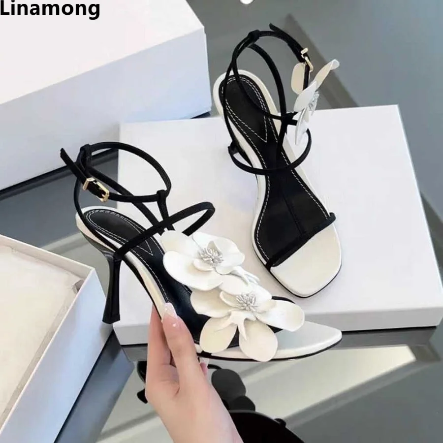 White Flower Straight Strap Sandals For Women In Summer Fairy Style Square Toe High Heels For Women
White Flower Straight Strap Sandals For Women In Summer Fairy Style Square Toe High Heels For Women