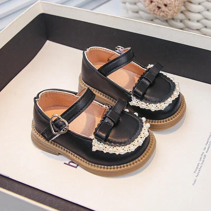 Girls Princess Shoes Round Toes Soft Sole for Baby Flat Shoes Non-slip 2025 New Fashion Kids Walking Shoes Sweet Lace Simple Bow
Girls Princess Shoes Round Toes Soft Sole for Baby Flat Shoes Non-slip 2025 New Fashion Kids Walking Shoes Sweet Lace Simple Bow