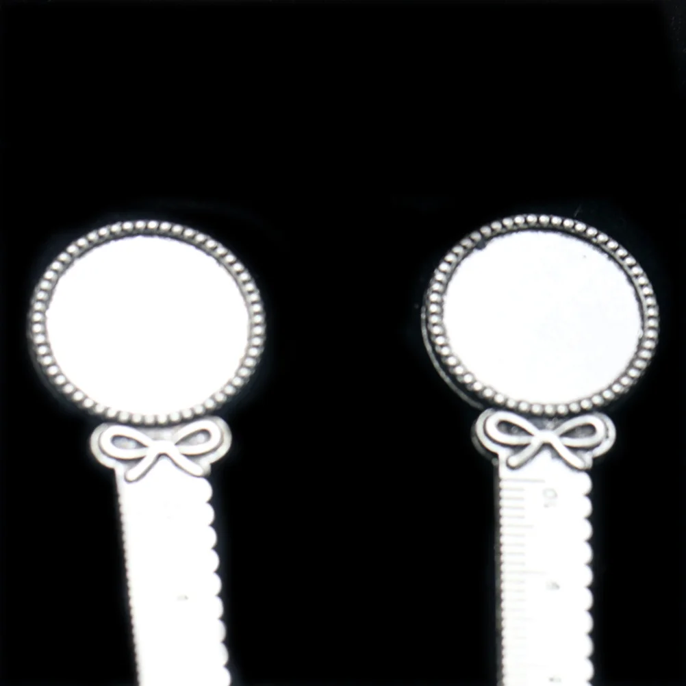 10Pcs Vintage Bookmarks Metal Bookmark Ruler Creative Stationery Gift for Kids Readers Writers School Office Use Silver
10Pcs Vintage Bookmarks Metal Bookmark Ruler Creative Stationery Gift for Kids Readers Writers School Office Use Silver