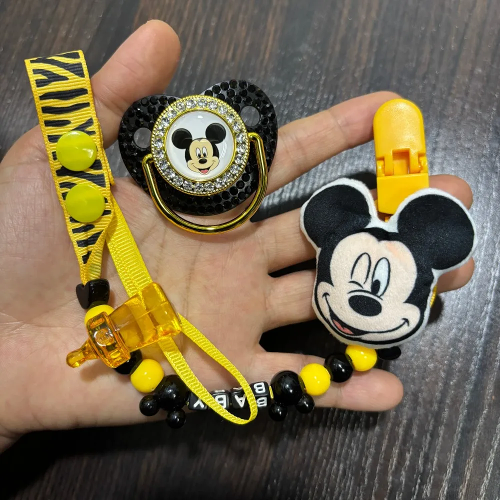 Luxurious baby nipple custom holder Kawaii personalized nipple clip Baby party gift Cartoon printed silicone nipple Newborn
Luxurious baby nipple custom holder Kawaii personalized nipple clip Baby party gift Cartoon printed silicone nipple Newborn