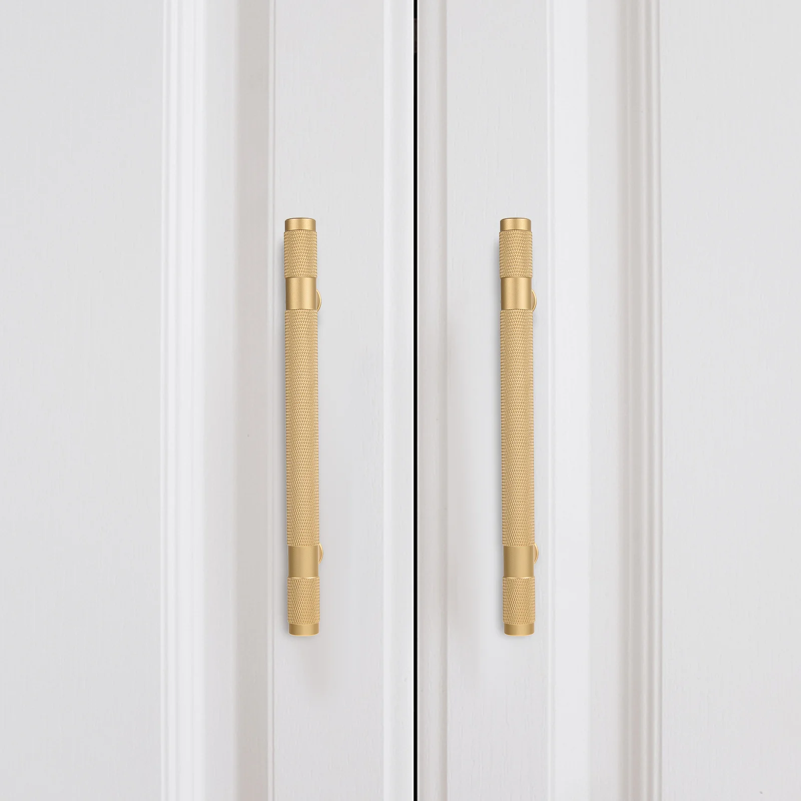 2Pcs Durable Metal Cabinet Door Handles European Style Easy Install Furniture Grip Pulls Barrel Cabinet Handles
2Pcs Durable Metal Cabinet Door Handles European Style Easy Install Furniture Grip Pulls Barrel Cabinet Handles