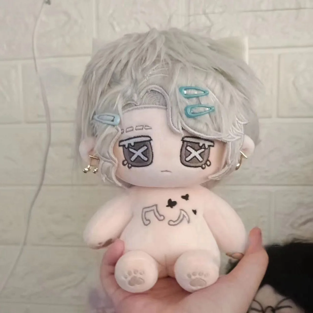 Game Identity V Composer Frederick Kreiburg Cosplay Cute Plush Doll Cotton Body 20cm Dress Up Clothes Outfit Stuffed Toys Gift
Game Identity V Composer Frederick Kreiburg Cosplay Cute Plush Doll Cotton Body 20cm Dress Up Clothes Outfit Stuffed Toys Gift