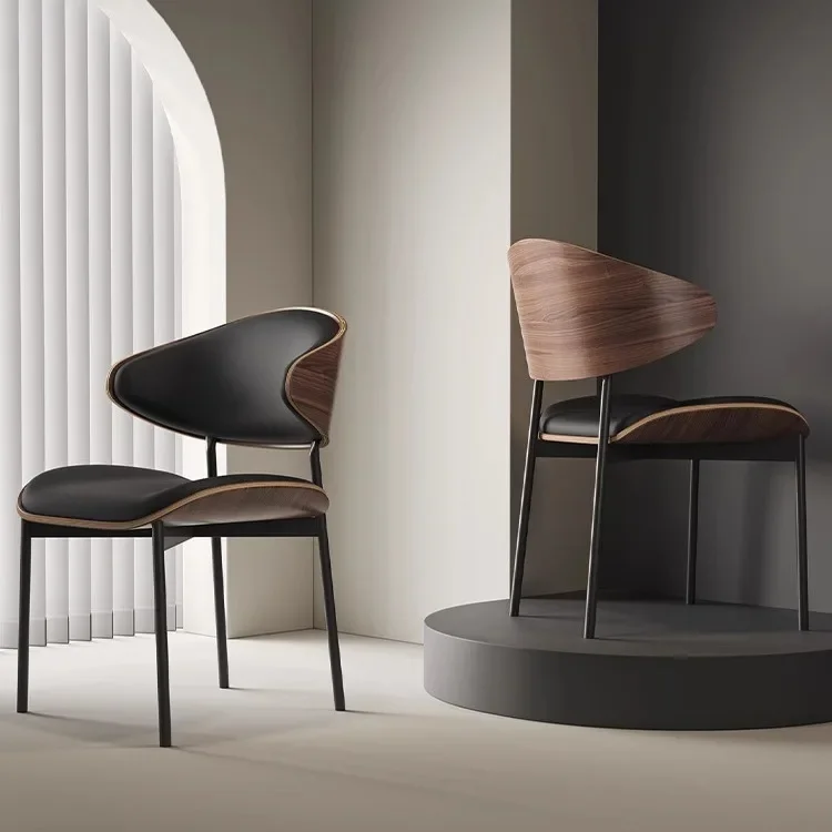 Italian dining chair household modern simple leisure light luxury dining table chair
Italian dining chair household modern simple leisure light luxury dining table chair