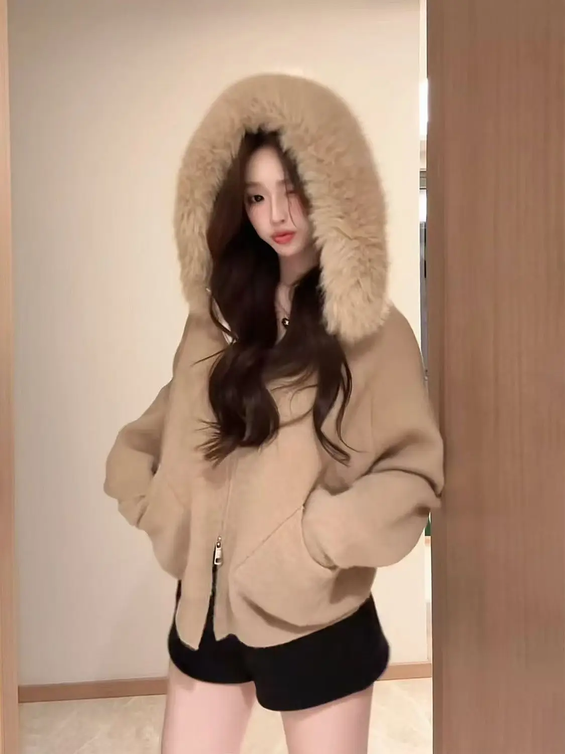Elegant Women Knitted Tops Cardigans Fur Collar Hooded Long Sleeve Zipper Design Knitting Outwear Cardigans Casual Clothing
Elegant Women Knitted Tops Cardigans Fur Collar Hooded Long Sleeve Zipper Design Knitting Outwear Cardigans Casual Clothing