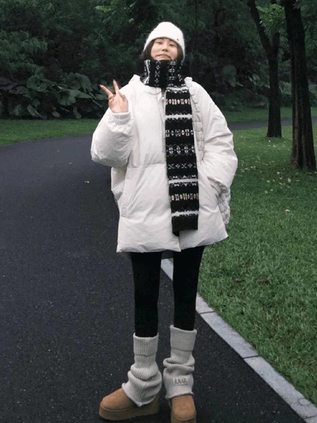 Korean Sle Soft White Cotton Jaet Women's Winter Large Size Loose Bread Sle Cotton Coat Comfortable Warmth Long Sve
Korean Sle Soft White Cotton Jaet Women's Winter Large Size Loose Bread Sle Cotton Coat Comfortable Warmth Long Sve