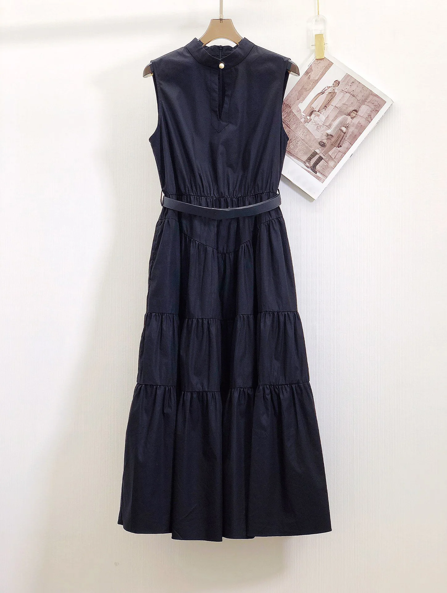 2024 Women's Clothing Dress with spliced skirt and waist design Spring Summer New 311
2024 Women's Clothing Dress with spliced skirt and waist design Spring Summer New 311