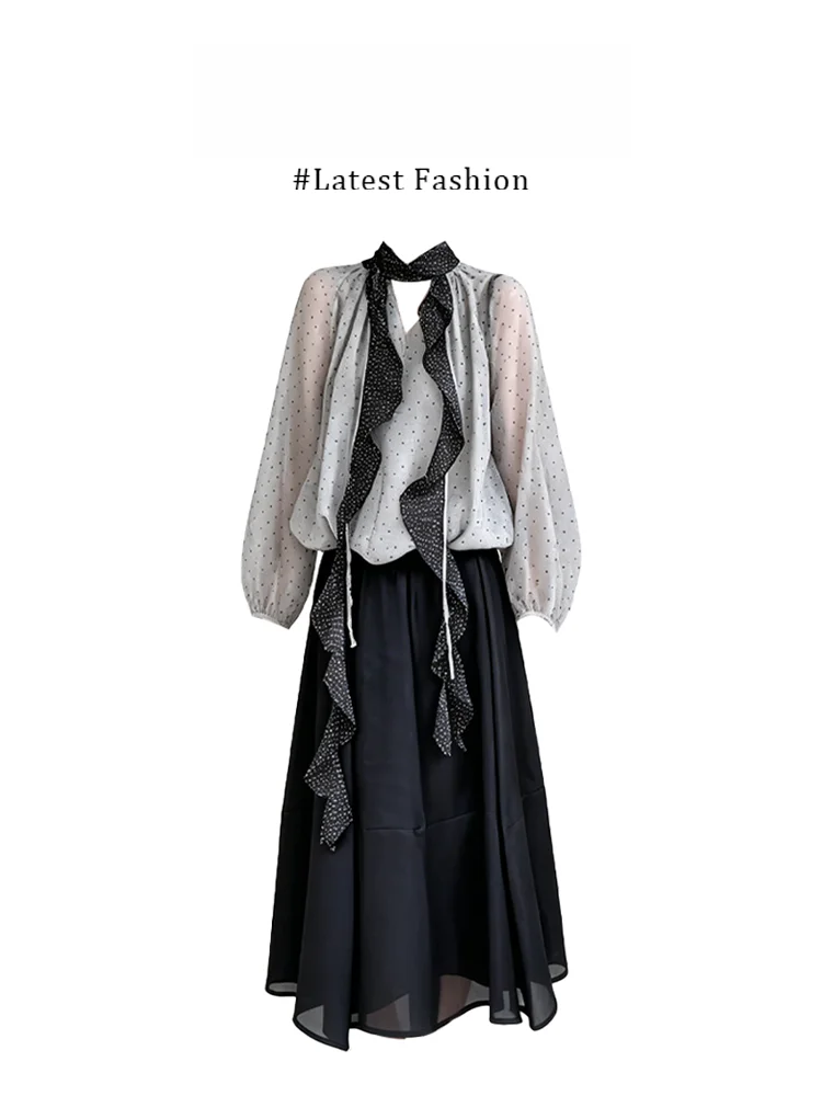 Loose Shirt Top with Polka Dot Scarf Wide Hem Loose Feeling Fashion Set Casual Style Short Sleeve round Neck Two Piece Suit
Loose Shirt Top with Polka Dot Scarf Wide Hem Loose Feeling Fashion Set Casual Style Short Sleeve round Neck Two Piece Suit