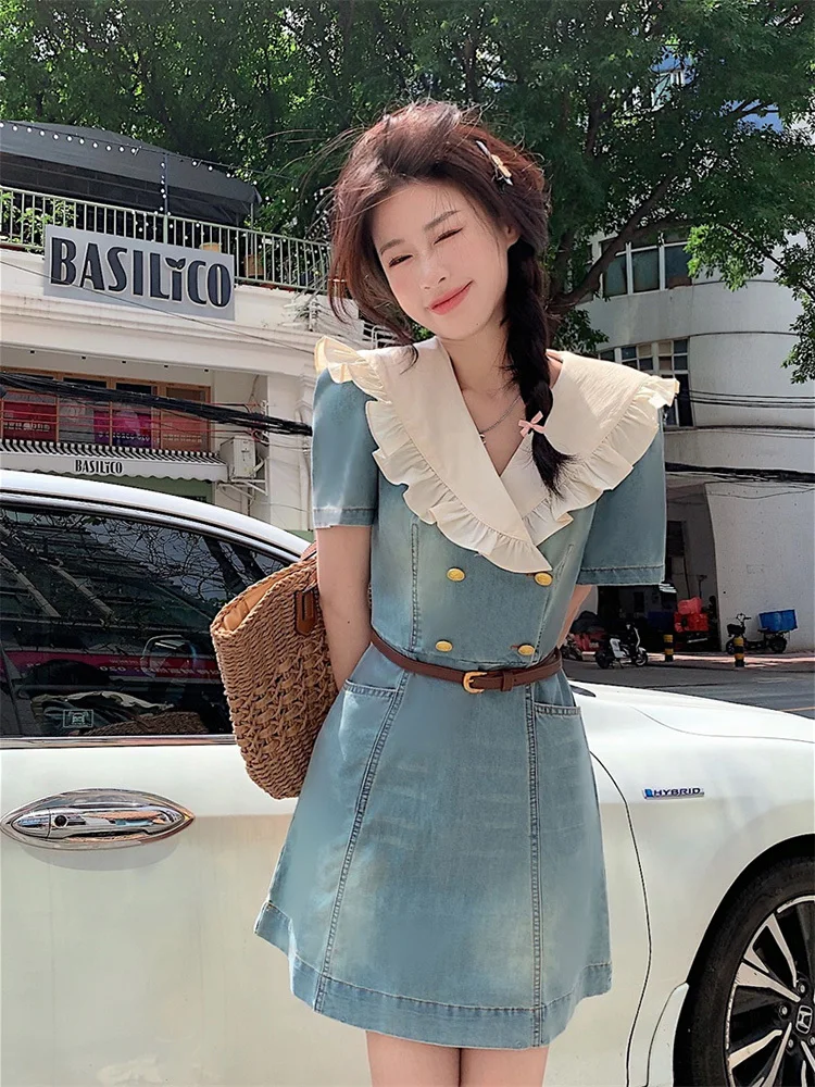 Spell Color Ruffles Denim Female Dresses Summer Double Breasted V-neck Short Sleeve Fashion Elegant Streetwear Outfits
Spell Color Ruffles Denim Female Dresses Summer Double Breasted V-neck Short Sleeve Fashion Elegant Streetwear Outfits