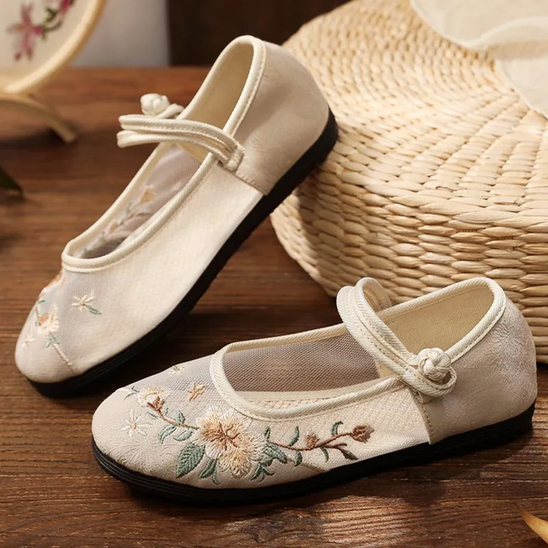 Retro High Quality Embroidery Ballet Shoes Women Round Toe Buckle Breathable Flat Sandals Fashion Casual Ethnic Style Dance Shoe
Retro High Quality Embroidery Ballet Shoes Women Round Toe Buckle Breathable Flat Sandals Fashion Casual Ethnic Style Dance Shoe