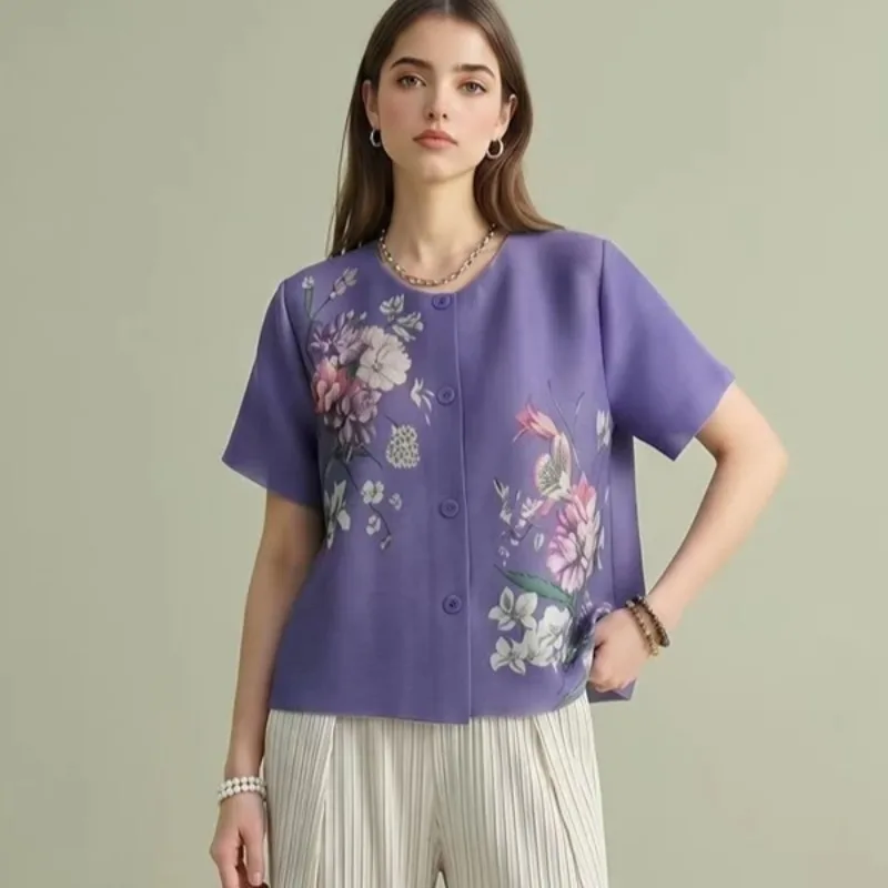 Miyake Pleated Short Sleeve T-Shirt 2026 Summer New Fashion Embroidered Print Casual Loose Lightweight Stretch Fold Cardigan Top
Miyake Pleated Short Sleeve T-Shirt 2026 Summer New Fashion Embroidered Print Casual Loose Lightweight Stretch Fold Cardigan Top
