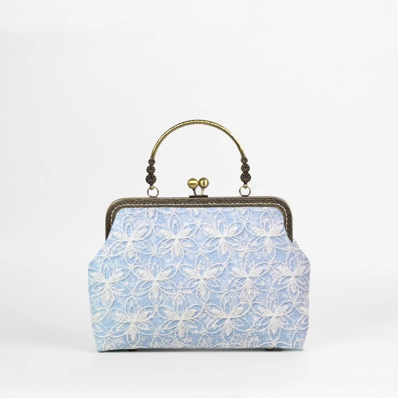 Классическая сумка с вышивкой, женская сумка-тоут, женские сумки, сумка с бахромой, оригинальная сумка ручной работы с цепочкой и ремешком, подарок для мамы
Классическая сумка с вышивкой, женская сумка-тоут, женские сумки, сумка с бахромой, оригинальная сумка ручной работы с цепочкой и ремешком, подарок для мамы