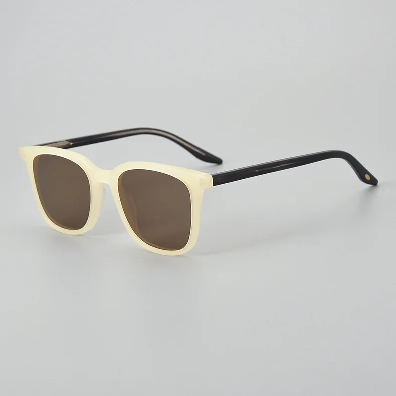 Retro sunglasses with frosted texture and square frame, retro versatile and simple handmade sheet polarized sunglasses
Retro sunglasses with frosted texture and square frame, retro versatile and simple handmade sheet polarized sunglasses