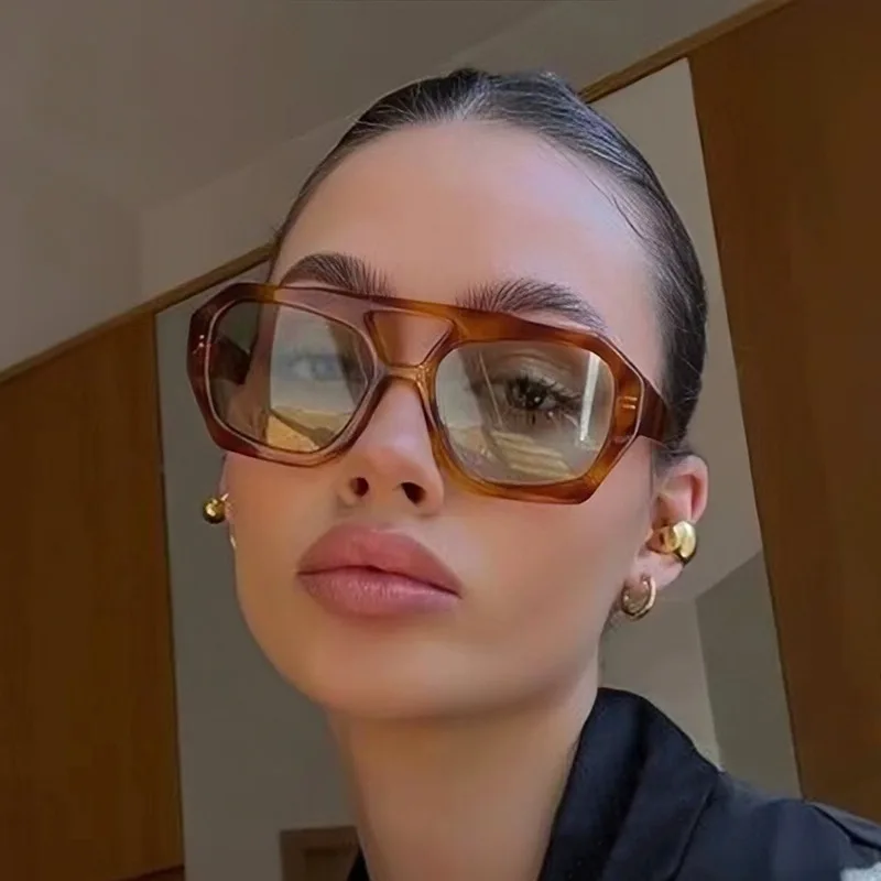 LONSY Vintage Oversized Sunglasses Men Women Brand Design Fashion Trendy Square Sun Glasses For Female Shades Eyewear UV400
LONSY Vintage Oversized Sunglasses Men Women Brand Design Fashion Trendy Square Sun Glasses For Female Shades Eyewear UV400