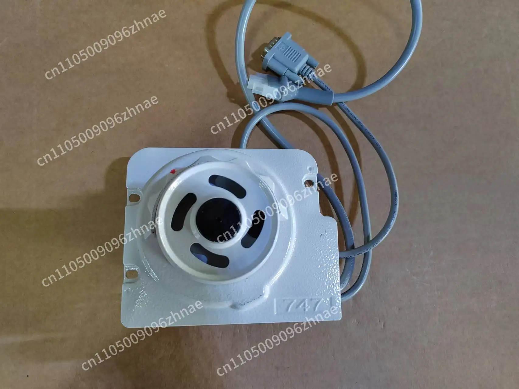 737/747/757 High quality direct drive electronic control motor New and old industrial oversewing machine parts Household
737/747/757 High quality direct drive electronic control motor New and old industrial oversewing machine parts Household