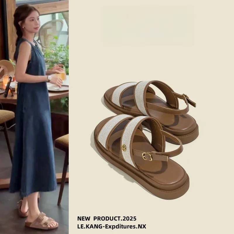 Women's Summer Flat Bottom Comfortable Sandals Thick Heel Roman Style Slip-On Shoes Low Heel Open Toe Soft Sole Outerwear
Women's Summer Flat Bottom Comfortable Sandals Thick Heel Roman Style Slip-On Shoes Low Heel Open Toe Soft Sole Outerwear