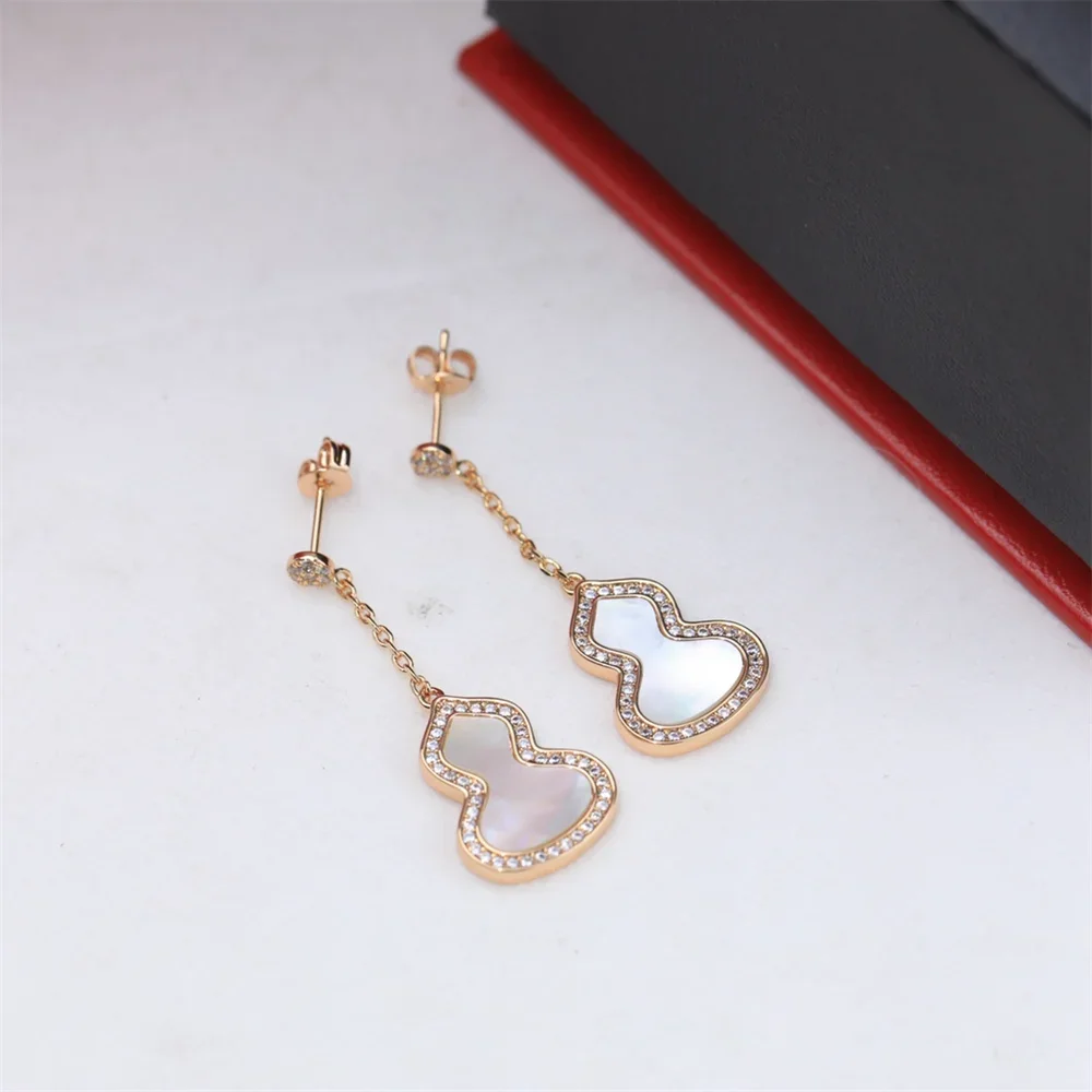 Серьги-тыквы, розовое золото, белые серьги Fritillaria, нишевый дизайн, изысканные модные новые серьги 2025 года
Серьги-тыквы, розовое золото, белые серьги Fritillaria, нишевый дизайн, изысканные модные новые серьги 2025 года