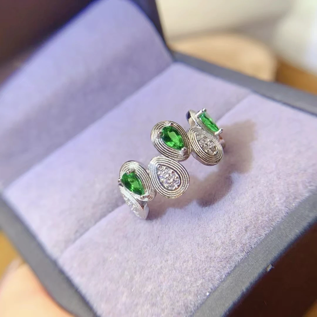 KJJEAXCMY S925 Pure Silver Inlaid Natural Tsavorite Simple Elegant Women's Ring High Clarity Support Testing New Year's Gift
KJJEAXCMY S925 Pure Silver Inlaid Natural Tsavorite Simple Elegant Women's Ring High Clarity Support Testing New Year's Gift