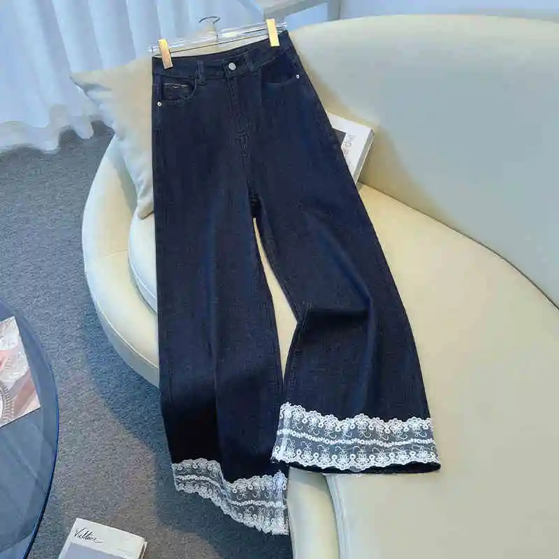 Кружевные лоскутные женские джинсы с высокой талией, весенние широкие прямые джинсовые брюки, повседневные шикарные брюки до щиколотки в корейском стиле
Кружевные лоскутные женские джинсы с высокой талией, весенние широкие прямые джинсовые брюки, повседневные шикарные брюки до щиколотки в корейском стиле