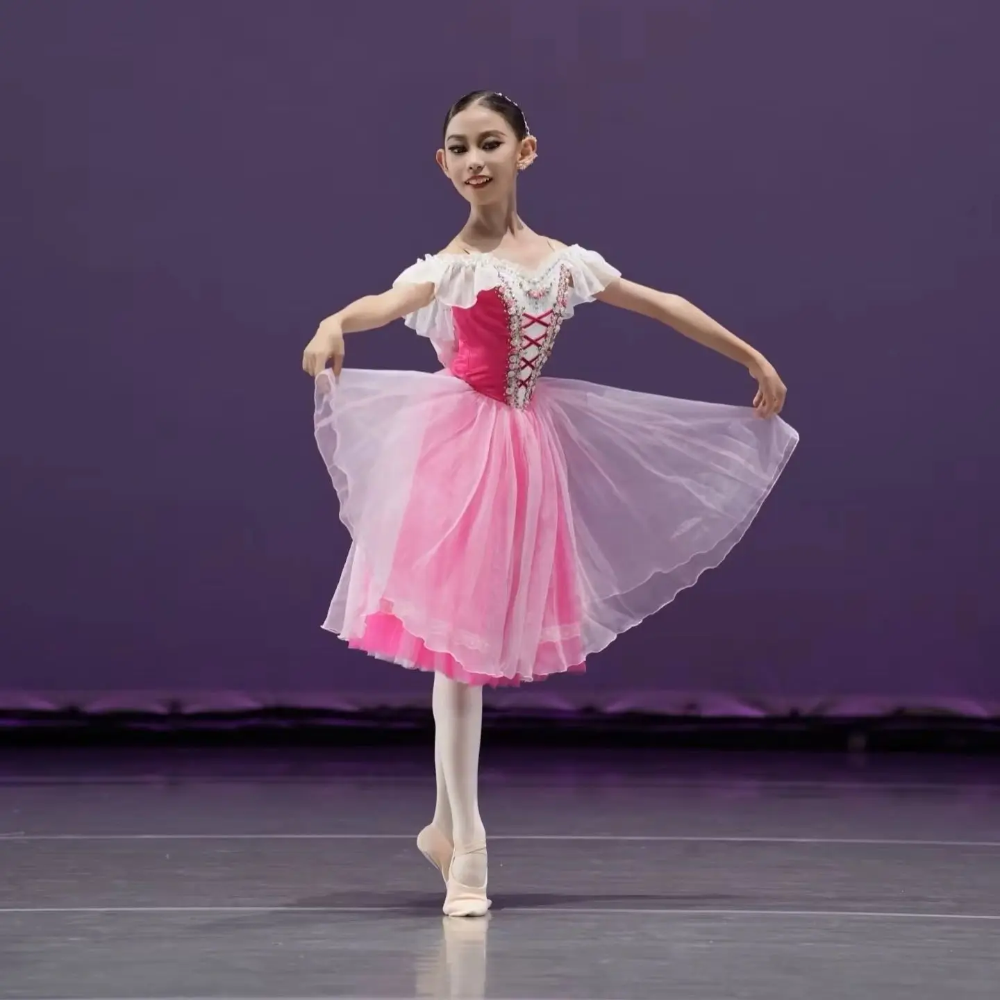 Adults Women Rose Red Ballet Skirt Girls Long Ballet Dress Ballerina Dress Performance Swan Party Wear Dance Costume
Adults Women Rose Red Ballet Skirt Girls Long Ballet Dress Ballerina Dress Performance Swan Party Wear Dance Costume