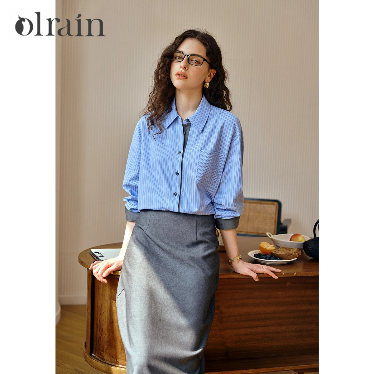 OLrain Women's Striped Shirt 2025 Autumn New Arrival Casual Contrast Placket Loose-fit Turn-down Collar Shirt Tops O57QC001283
OLrain Women's Striped Shirt 2025 Autumn New Arrival Casual Contrast Placket Loose-fit Turn-down Collar Shirt Tops O57QC001283