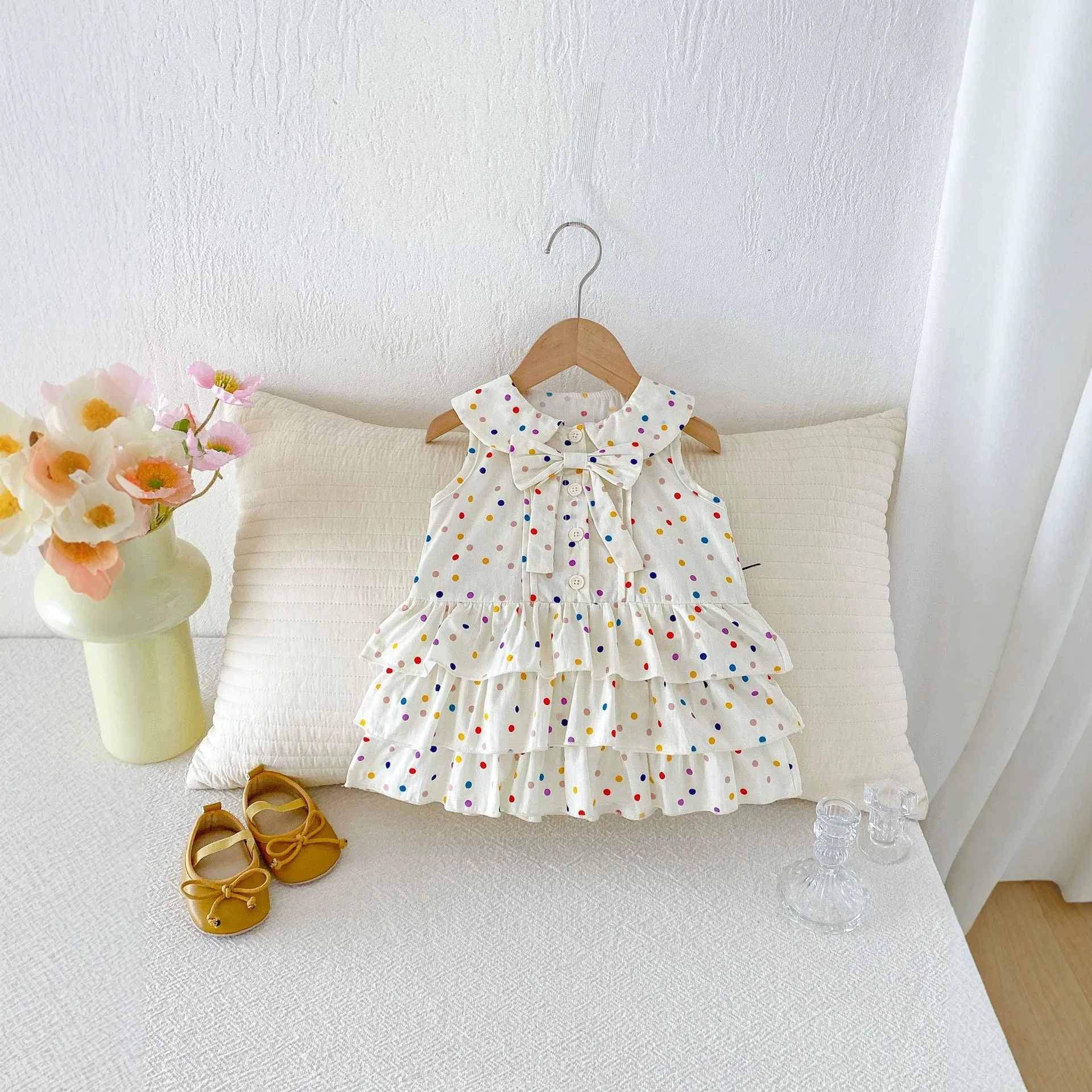 Korean Version Girls' Dress, Summer Dress, Children's Polka Dot Vest, Princess Cake Baby's First Year Summer Dress
Korean Version Girls' Dress, Summer Dress, Children's Polka Dot Vest, Princess Cake Baby's First Year Summer Dress