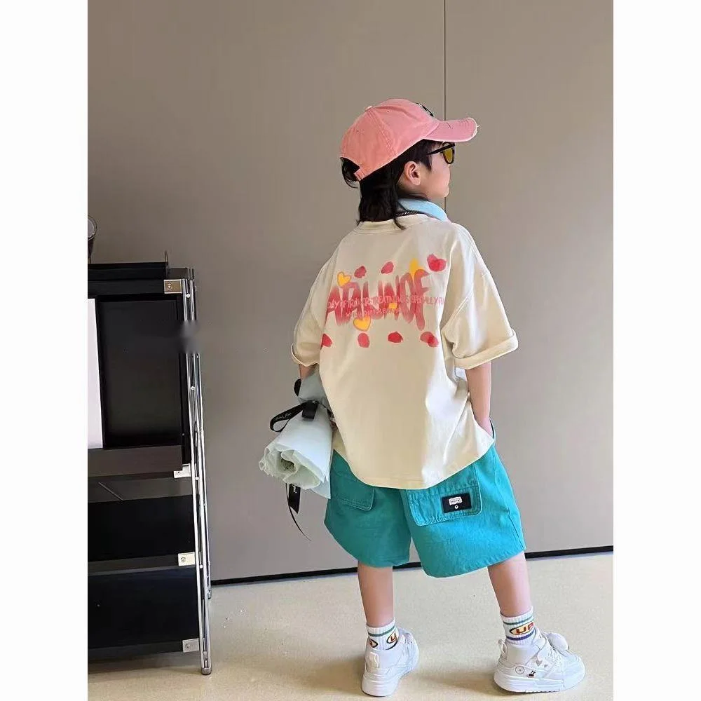 Boys' Summer T-shirt Shorts Two-piece Suits 2025 New Mid Size Children's Casual Handsome Cartoon Print Loose Fashion Sets
Boys' Summer T-shirt Shorts Two-piece Suits 2025 New Mid Size Children's Casual Handsome Cartoon Print Loose Fashion Sets