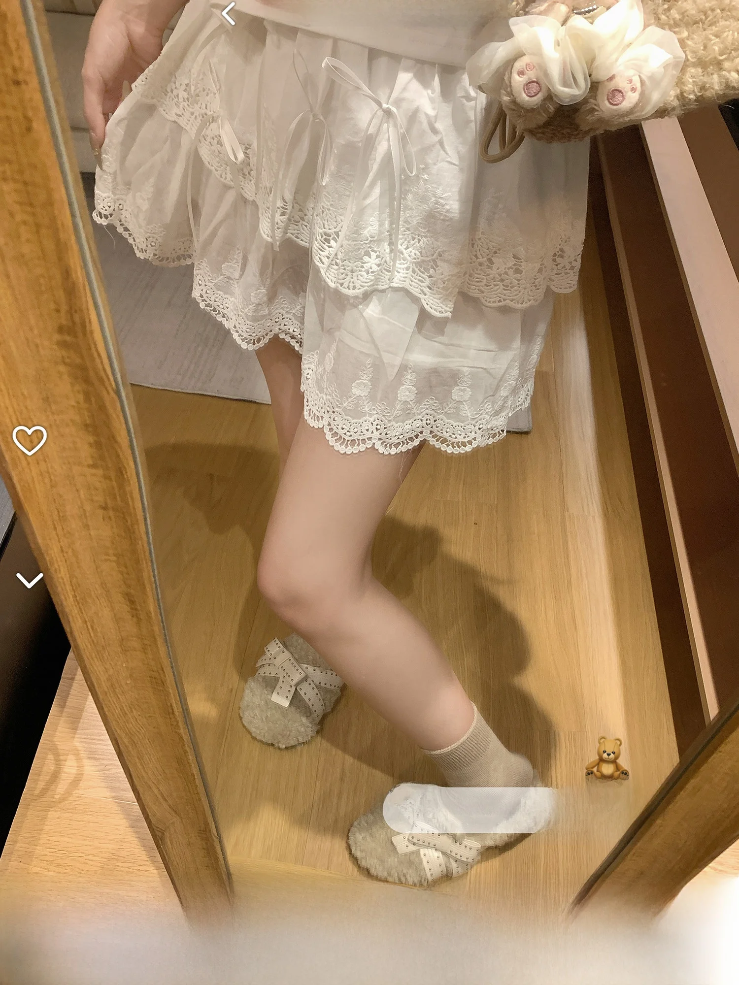 Sweet Pure Color Bowknot Short Half Skirt Fashionable Cake Skirt High Waist Lace Casual Style for Young Women Summer 2026
Sweet Pure Color Bowknot Short Half Skirt Fashionable Cake Skirt High Waist Lace Casual Style for Young Women Summer 2026