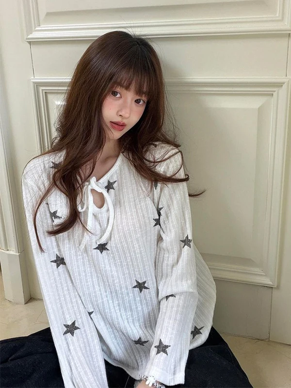 Loose Long Sleeve Women's T-shirt with Belt Print Slimming Casual Style Spring Summer New Fashion Korean Loose Fit Top
Loose Long Sleeve Women's T-shirt with Belt Print Slimming Casual Style Spring Summer New Fashion Korean Loose Fit Top