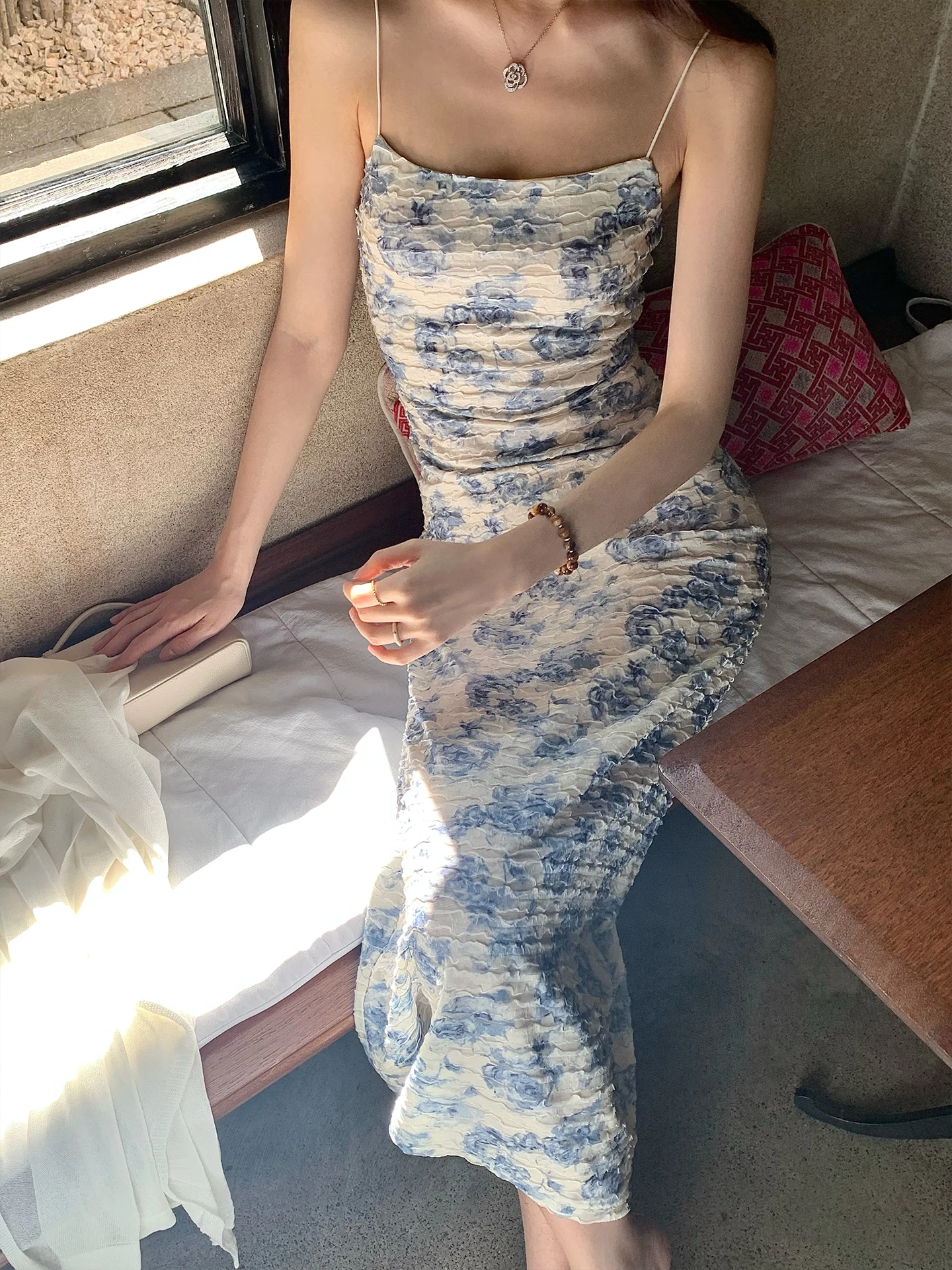 Norain White Flocking Print Strapless Slim Fit Long Dress Women's Spring New Style High Waist Cotton Blend High Elasticity
Norain White Flocking Print Strapless Slim Fit Long Dress Women's Spring New Style High Waist Cotton Blend High Elasticity